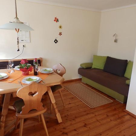 Urlaub Am Kraeutlhof In Mariapfarr Apartment Bagian luar foto